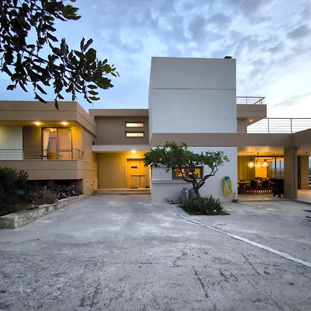 Mirtylla Luxury Retreat W Pool, Bbq And Gym Villa